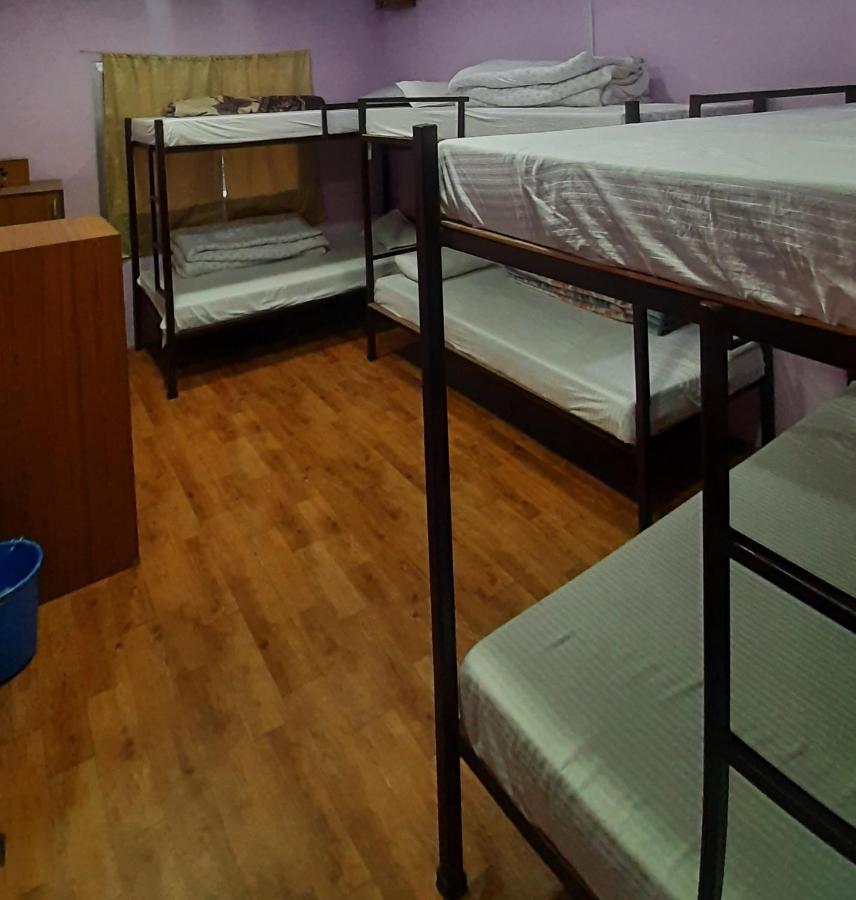 Margik Backpackers Hostel Pokhara Buitenkant foto